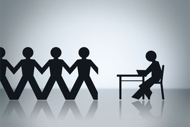 Khi công ty nhân sự khiến người tìm việc “phát ốm”