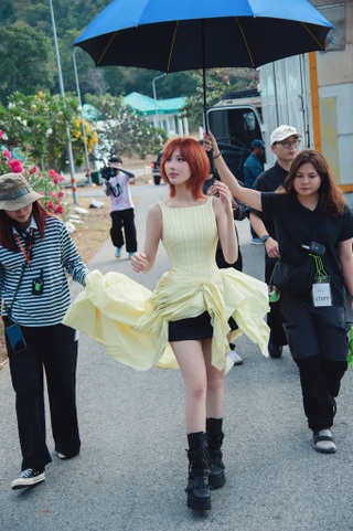 Ca sĩ MIN tái xuất sau 3 năm "ở ẩn", hình ảnh gợi cảm tuổi 37 gây chú ý - 3