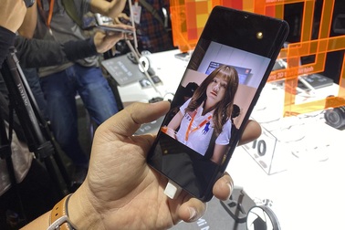 Smartphone 108MP đầu tiên có giá gần 13 triệu đồng tại Việt Nam