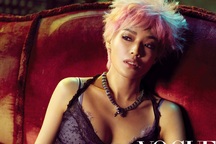 Thư Kỳ lạ lẫm và cá tính với tóc tém