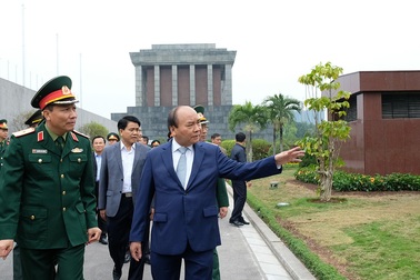 Thủ tướng: Bảo vệ an toàn Lăng, giữ gìn lâu dài thi hài Bác Hồ