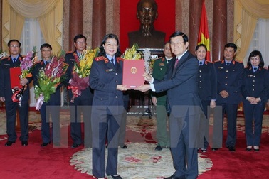  Chủ tịch nước bổ nhiệm Kiểm sát viên Viện Kiểm sát Nhân dân Tối cao