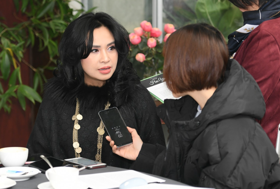 Diva Thanh Lam nhận lời cầu hôn của bạn trai - 1 Diva Thanh Lam nhận lời cầu hôn của bạn trai - 1