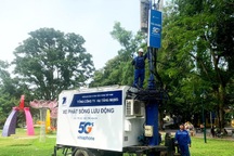 Trạm thu phát sóng di động "trực chiến" đảm bảo liên lạc xuyên bão