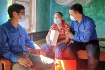 Trao tặng gần 100 suất quà đến cựu TNXP có hoàn cảnh khó khăn, neo đơn