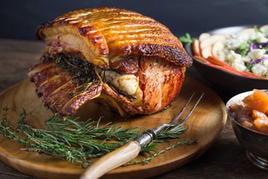 Ngất ngây với sườn nướng thảo mộc