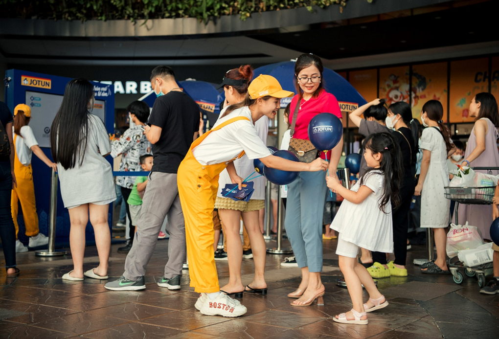 Khám phá 2 dòng sơn Jotun cao cấp tại Bước chân vui, sơn màu tổ ấm - 4 Khám phá 2 dòng sơn Jotun cao cấp tại Bước chân vui, sơn màu tổ ấm - 4