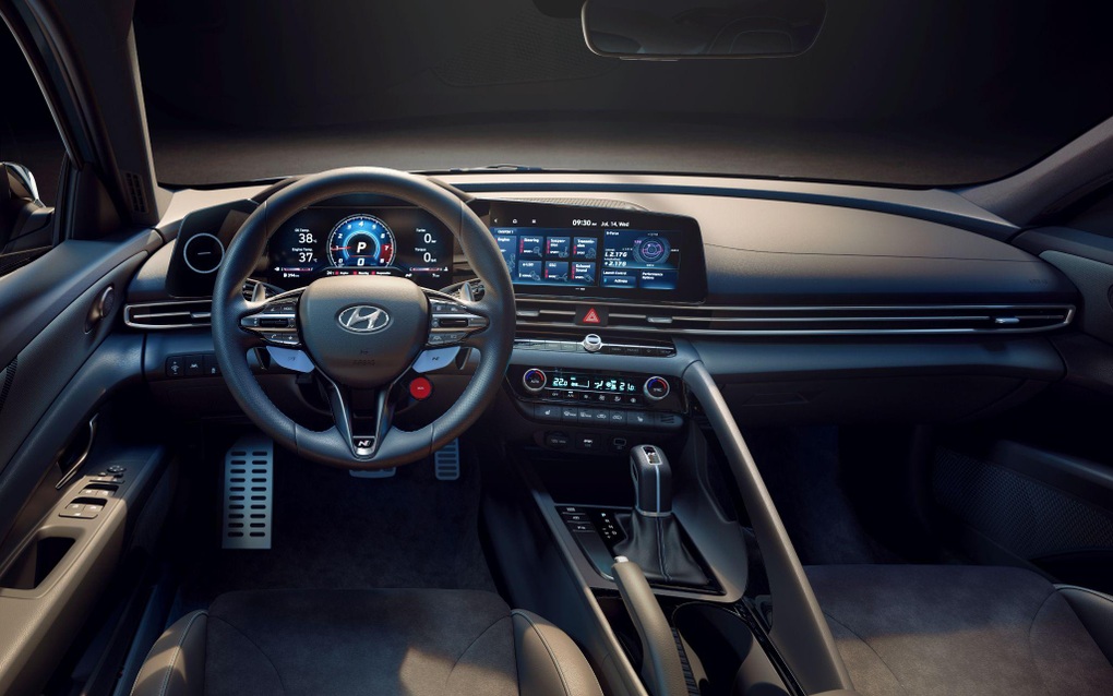 Hyundai Elantra bản xe đua đường phố bất ngờ xuất hiện tại Việt Nam - 9 Hyundai Elantra bản xe đua đường phố bất ngờ xuất hiện tại Việt Nam - 9