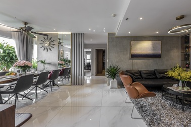 Căn hộ 100m2 ở Sài Gòn như rộng ra gấp đôi nhờ độc chiêu thiết kế không ngờ