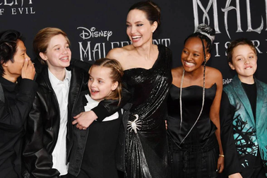 6 cách dạy con "độc nhất vô nhị" của Angelina Jolie