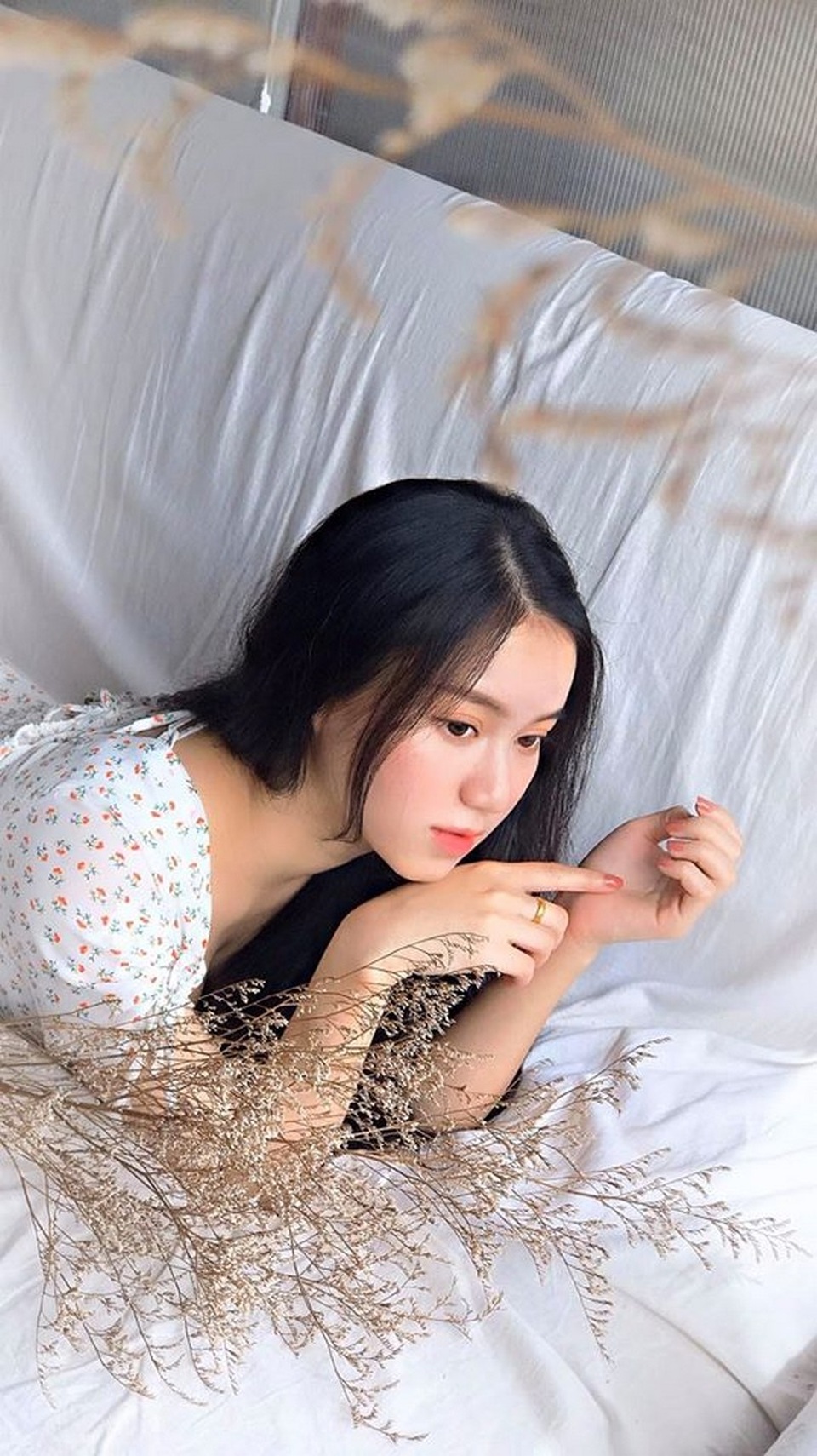 Thiếu nữ Đắk Lắk đẹp hút hồn trong trang phục dân tộc Ê Đê - 4 Thiếu nữ Đắk Lắk đẹp hút hồn trong trang phục dân tộc Ê Đê - 4