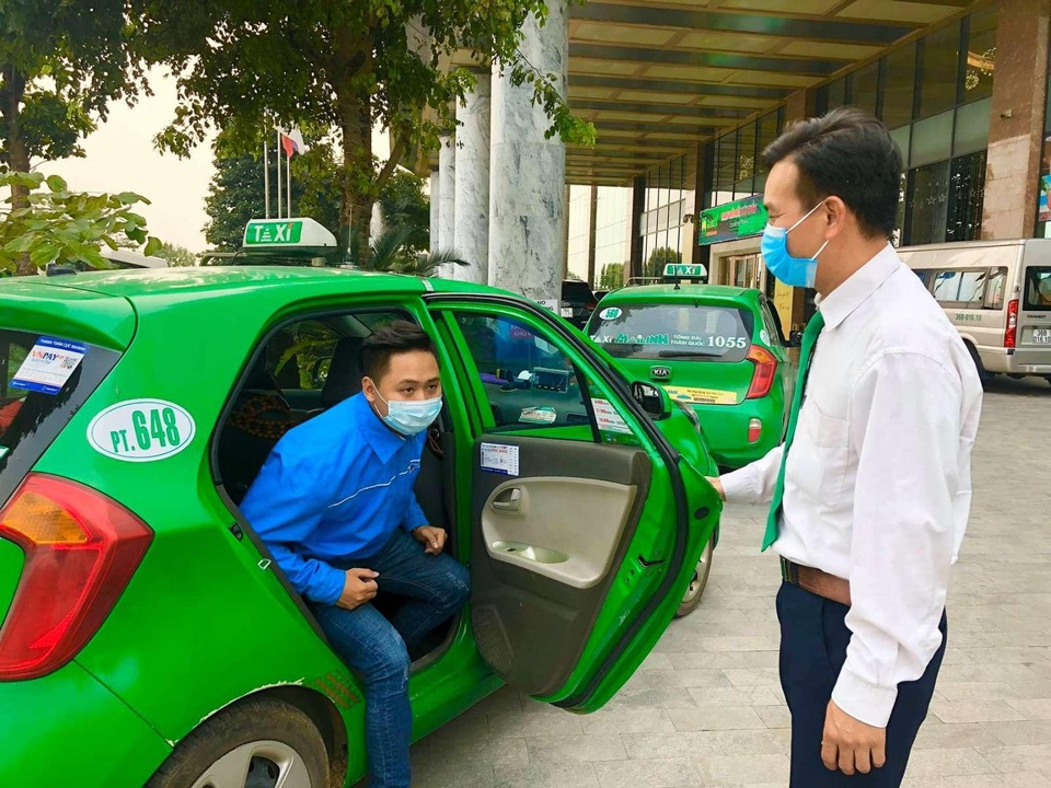 Tập đoàn Mai Linh và VNPay đồng hành tuyên truyền chống dịch Covid-19 - 2 Tập đoàn Mai Linh và VNPay đồng hành tuyên truyền chống dịch Covid-19 - 2