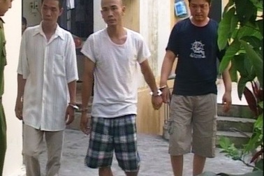 Ngang nhiên “ra luật” bảo kê bến tàu khách du lịch