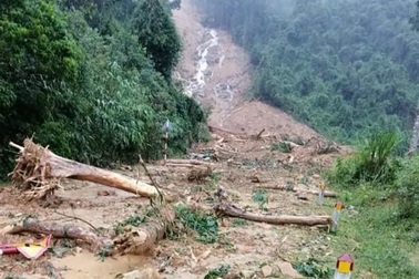 Tìm thấy 2 thi thể, nghi là người mất tích trong lũ nửa tháng trước