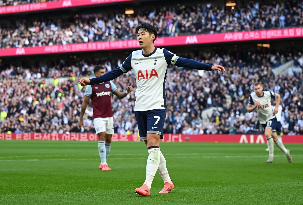 Son Heung Min lập công, Tottenham thắng đậm trận derby London - 2