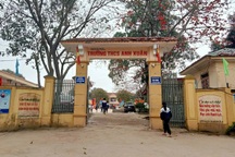 Hơn 300 giáo viên bỗng nhiên thành "con nợ"