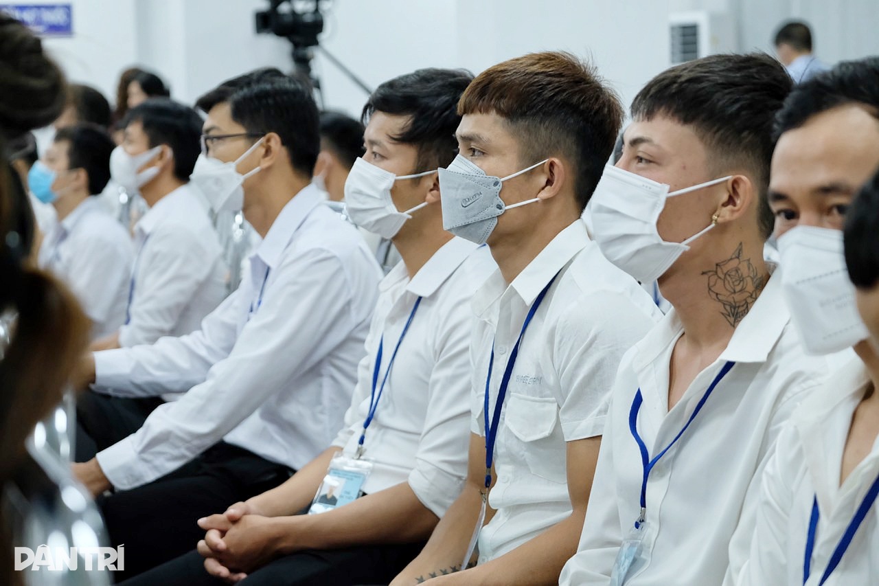 تایوان حقوق پایه کارگران خارجی را به ۲۱ میلیون دونگ ویتنام در ماه افزایش داد - ۱ Đài Loan tăng lương cơ bản cho lao động nước ngoài lên 21 triệu đồng/tháng - 1