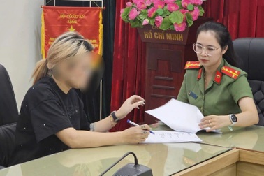 Vụ "bao vây" ô tô để livestream ở Thái Nguyên: Công an mời 2 người làm việc