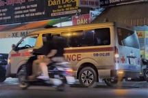 Người đàn ông đang ăn bất ngờ gục chết trong quán cháo lòng ở TPHCM