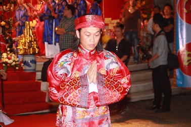 Nghệ sĩ tri ân ngày giỗ tổ