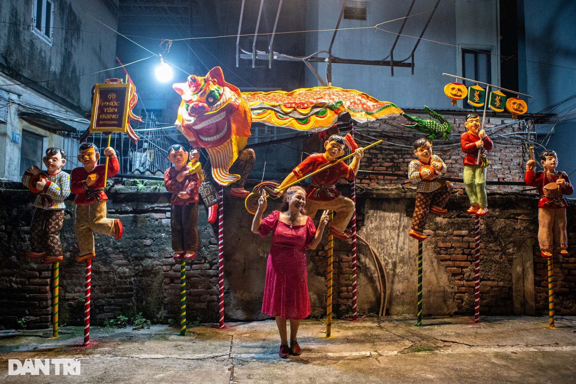 Tour đi bộ 10 phút từ cầu ánh sáng độc nhất Hà Nội ra ngoài đê sông Hồng - 6 Tour đi bộ 10 phút từ cầu ánh sáng độc nhất Hà Nội ra ngoài đê sông Hồng - 6