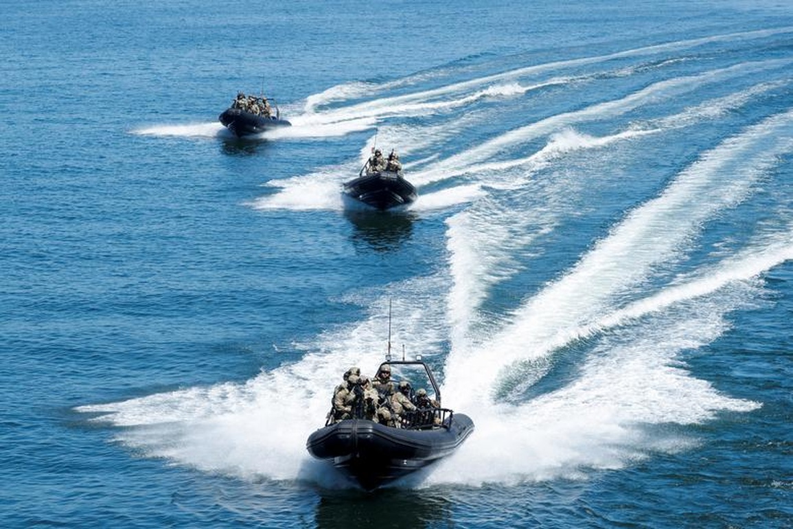 NATO rầm rộ diễn tập thực binh tại châu Âu - 10 NATO rầm rộ diễn tập thực binh tại châu Âu - 10
