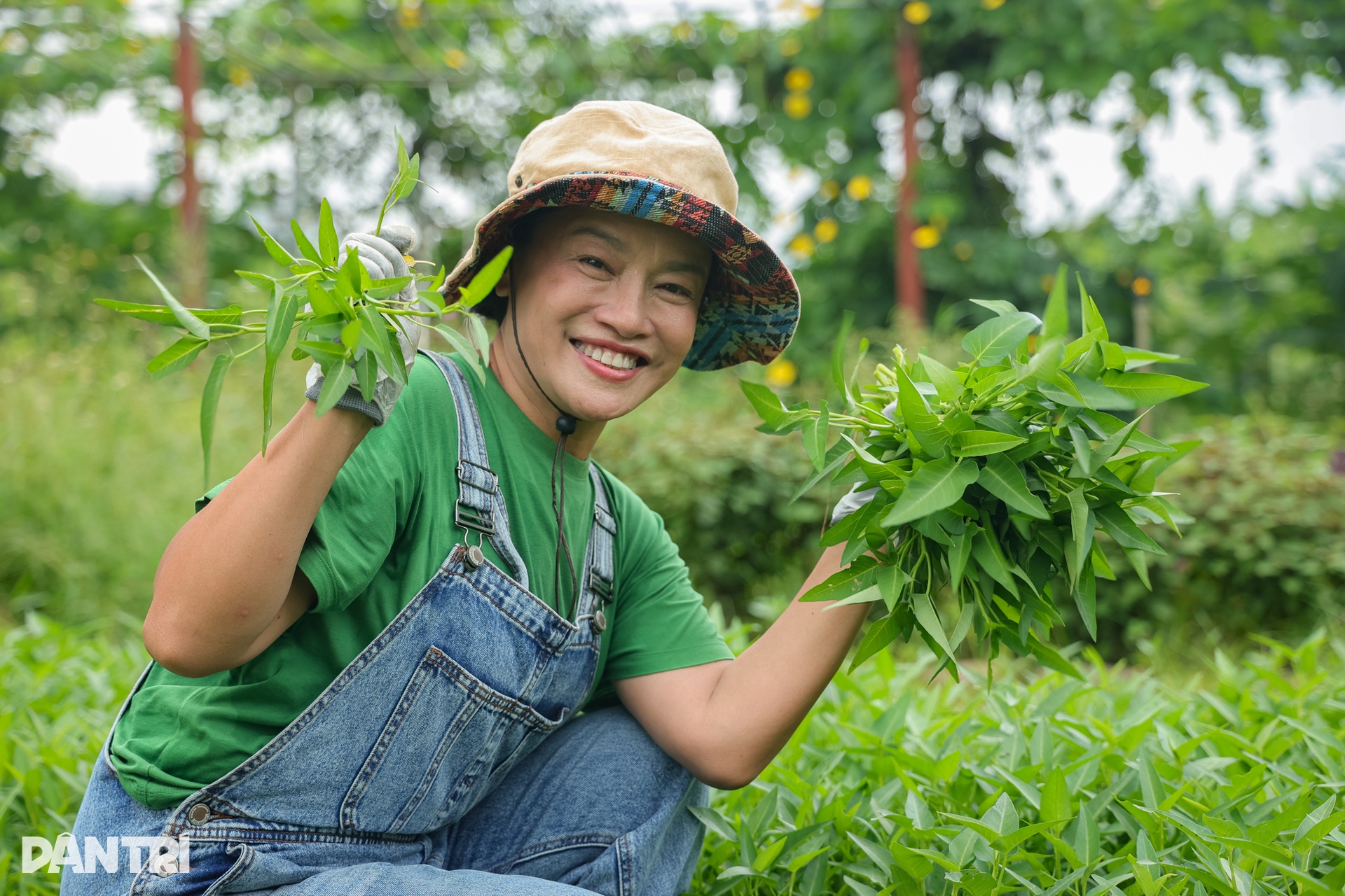 Bên trong khu vườn 4.000m2 ven sông Hồng của diễn viên Tú Oanh - 10