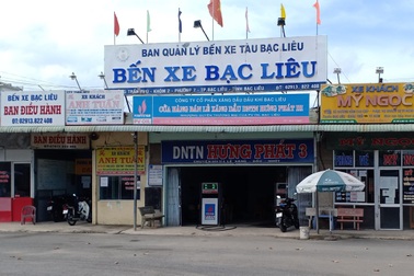 Chưa kịp mở cửa xe khách liên tỉnh, Bạc Liêu đã vội vàng đóng