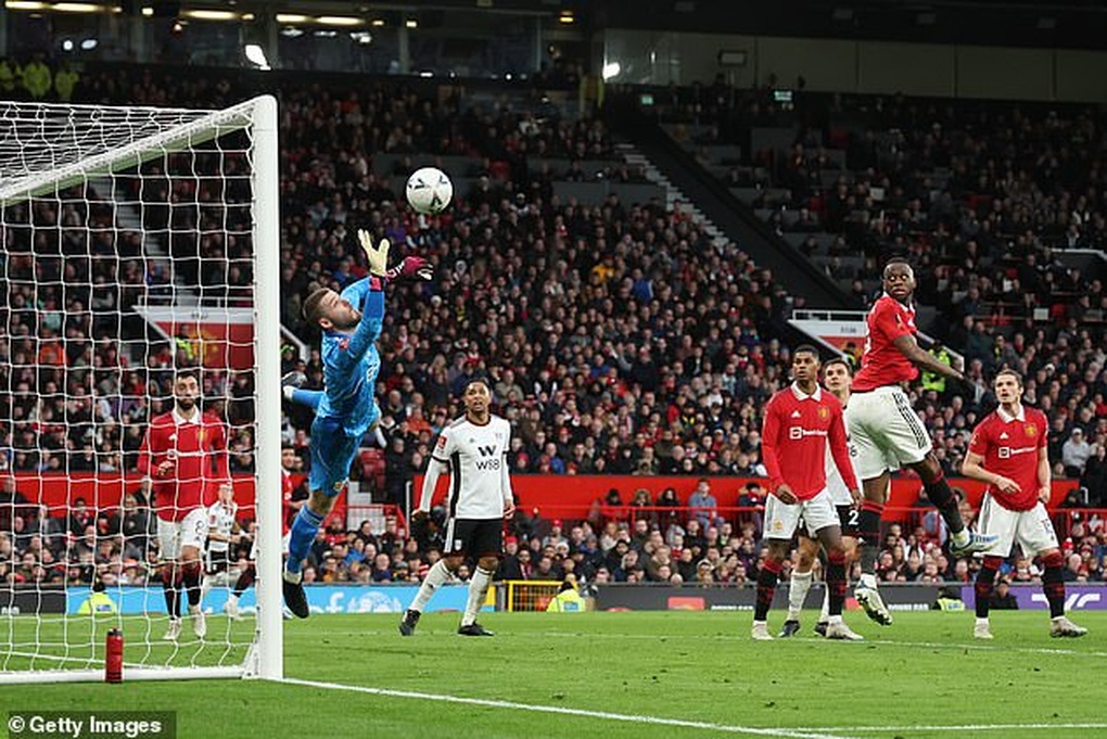 Động thái của De Gea khiến Man Utd lo lắng - 2 Động thái của De Gea khiến Man Utd lo lắng - 2