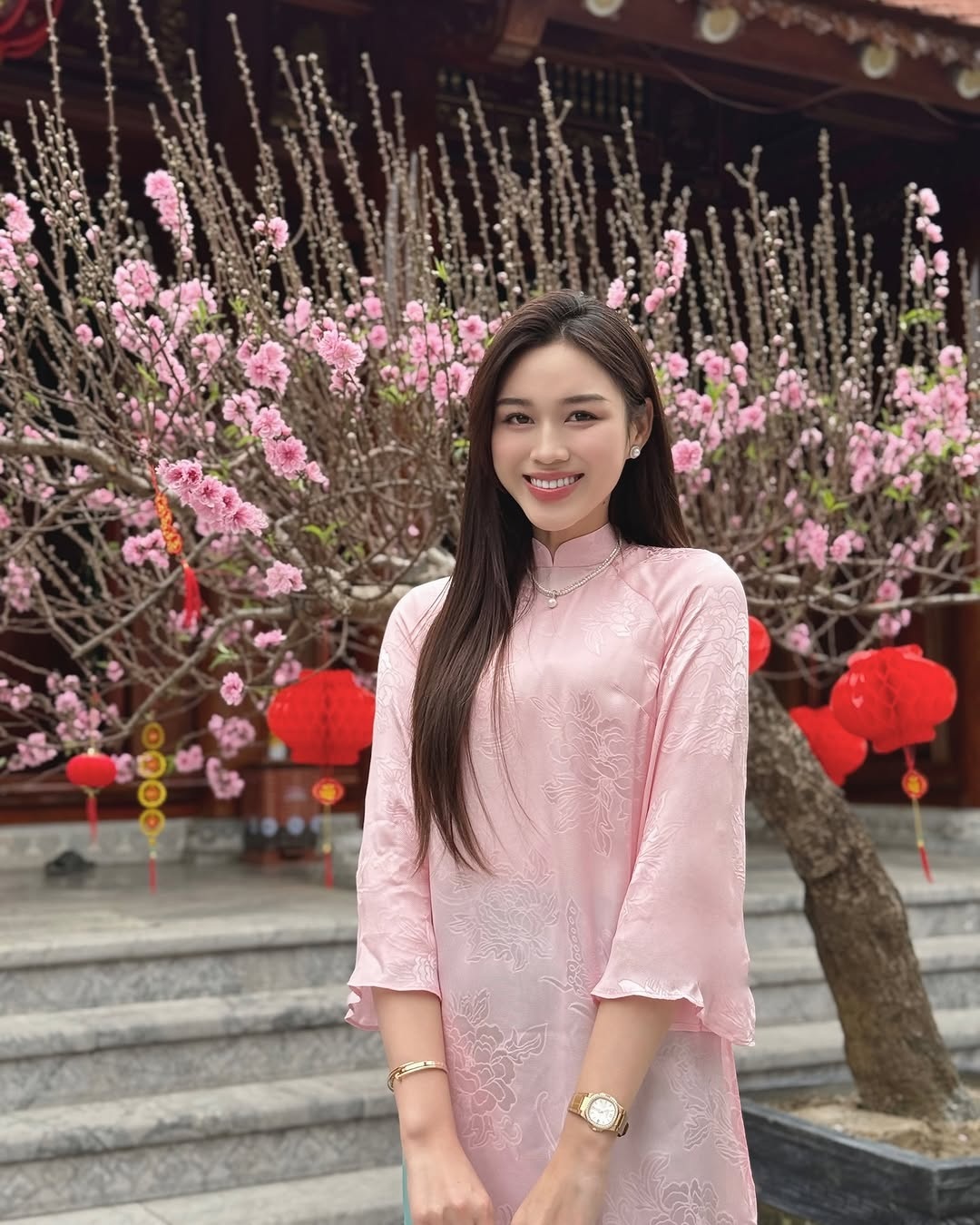 Đỗ Thị Hà tuổi 24: CEO sang chảnh, vướng tin đồn yêu thiếu gia nghìn tỷ - 8 Đỗ Thị Hà tuổi 24: CEO sang chảnh, vướng tin đồn yêu thiếu gia nghìn tỷ - 8