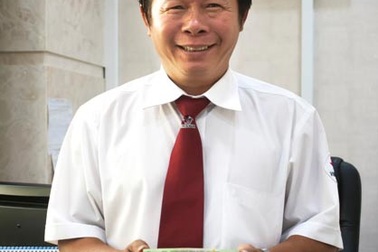 Tài xế taxi trả lại 100 triệu đồng khách đánh rơi