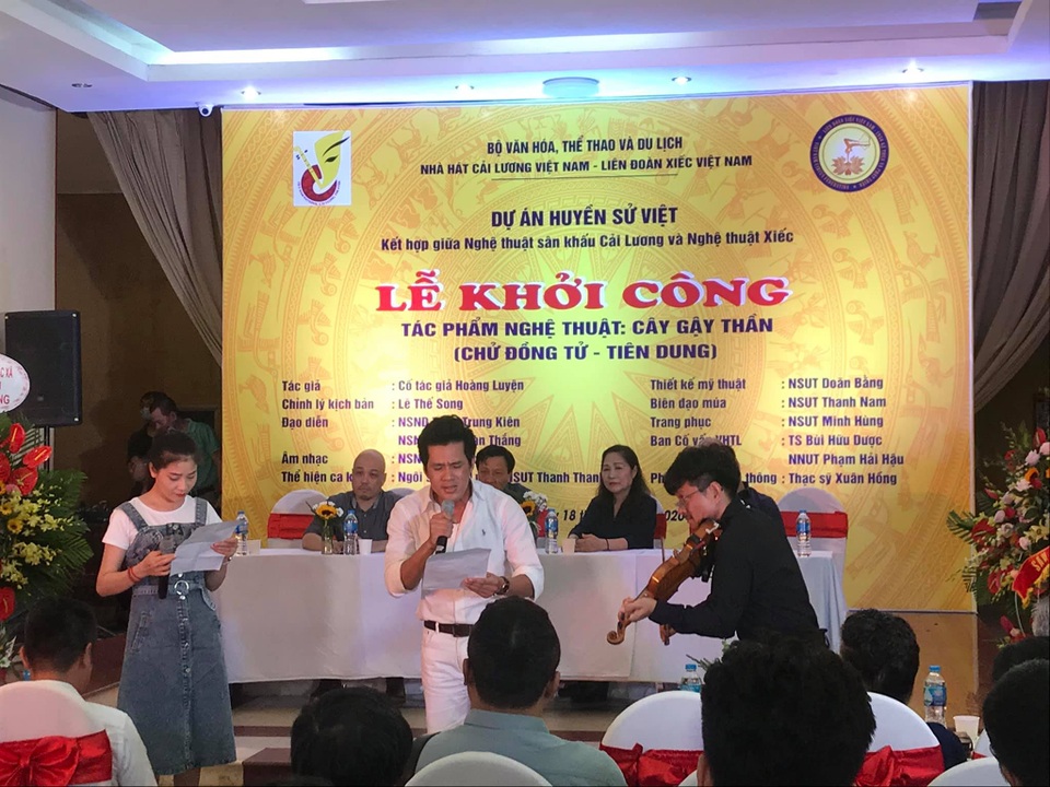 Lần đầu tiên có vở diễn về Chử Đồng Tử kết hợp giữa cải lương và xiếc - 1 Lần đầu tiên có vở diễn về Chử Đồng Tử kết hợp giữa cải lương và xiếc - 1