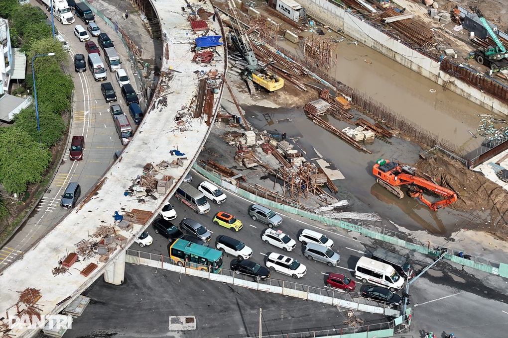 Dự báo nguy cơ kẹt xe, trễ chuyến dịp lễ 2/9 ở TPHCM - 2 Dự báo nguy cơ kẹt xe, trễ chuyến dịp lễ 2/9 ở TPHCM - 2