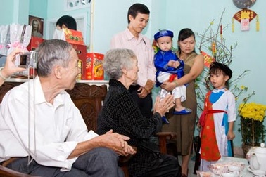 Tết nhà nội hay nhà ngoại?