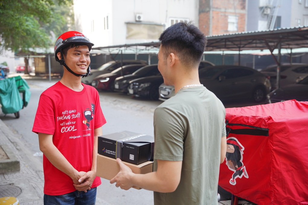 Ninja Van được Coolmate tin tưởng trong việc trao tặng niềm vui đến khách hàng - 8 Ninja Van được Coolmate tin tưởng trong việc trao tặng niềm vui đến khách hàng - 8