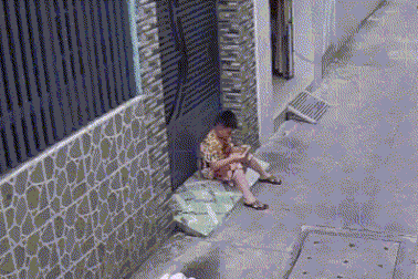 Tóm gọn nghi phạm giật điện thoại của bé trai ở TPHCM