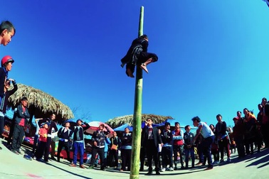 Lễ hội khèn hoa và Hội xuân mở cổng trời Fansipan