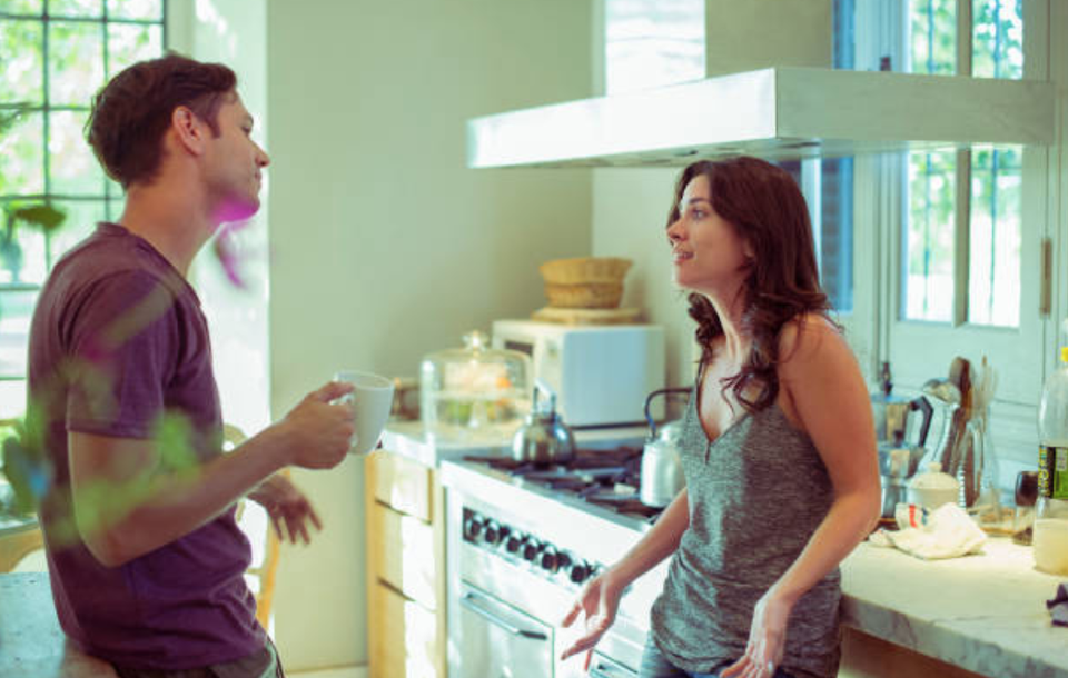 Bố mẹ vợ lo xa hay con rể “bụng ta suy ra bụng người”? - 1 Bố mẹ vợ lo xa hay con rể “bụng ta suy ra bụng người”? - 1