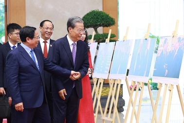 Thủ tướng mong muốn Trung Quốc chuyển giao công nghệ đường sắt cho Việt Nam