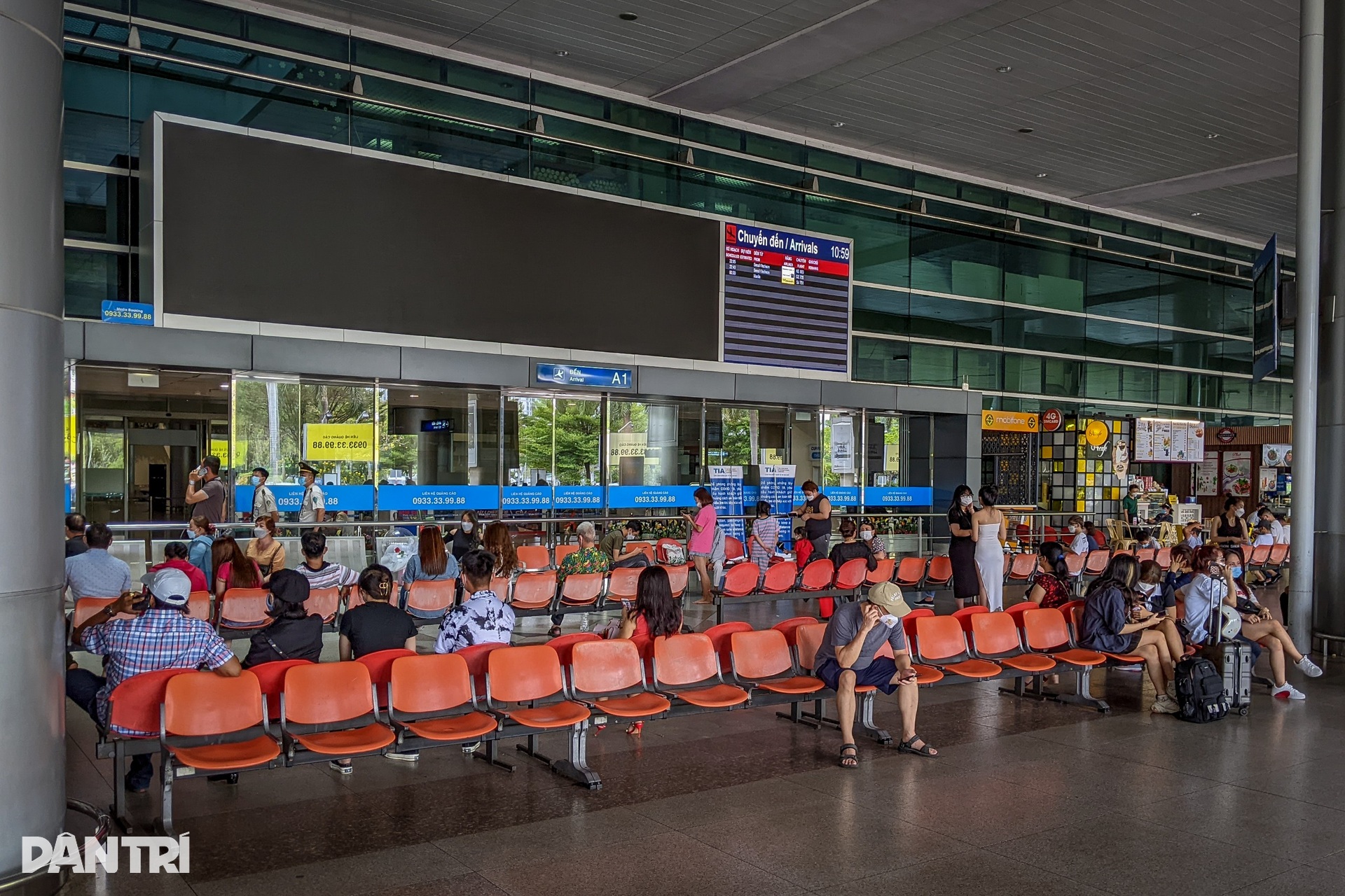 Nhà ga quốc tế sân bay Tân Sơn Nhất nhếch nhác không tưởng - 10 Nhà ga quốc tế sân bay Tân Sơn Nhất nhếch nhác không tưởng - 10