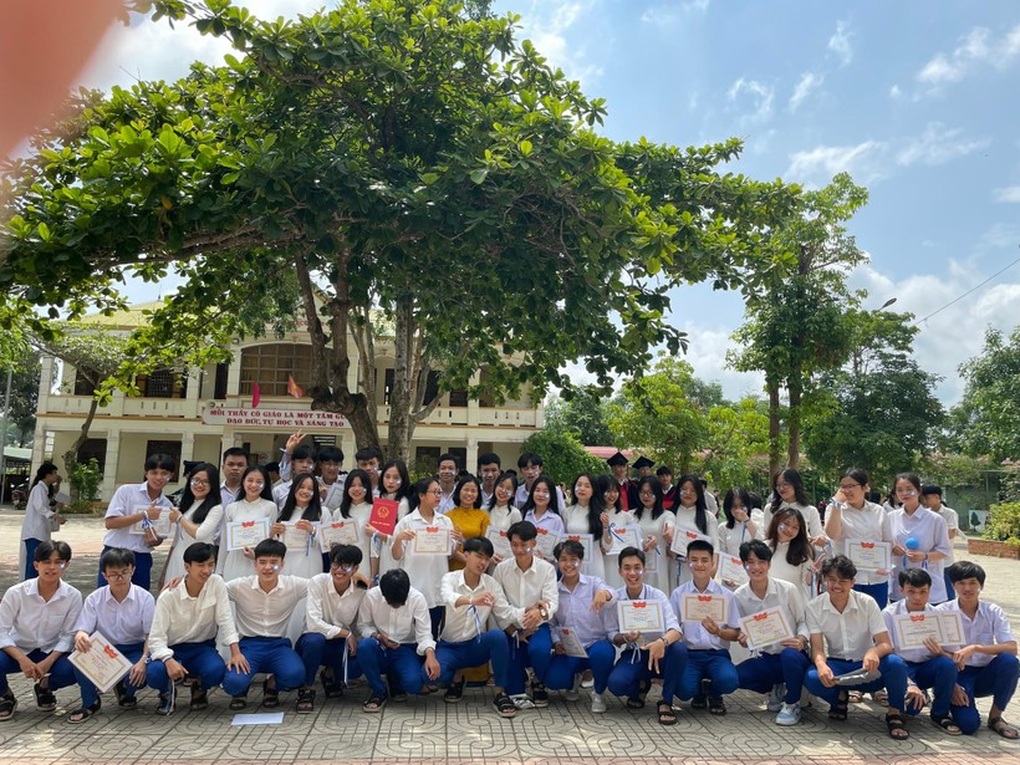 Lớp học trường miền núi 100% học sinh đỗ đại học - 2 Lớp học trường miền núi 100% học sinh đỗ đại học - 2