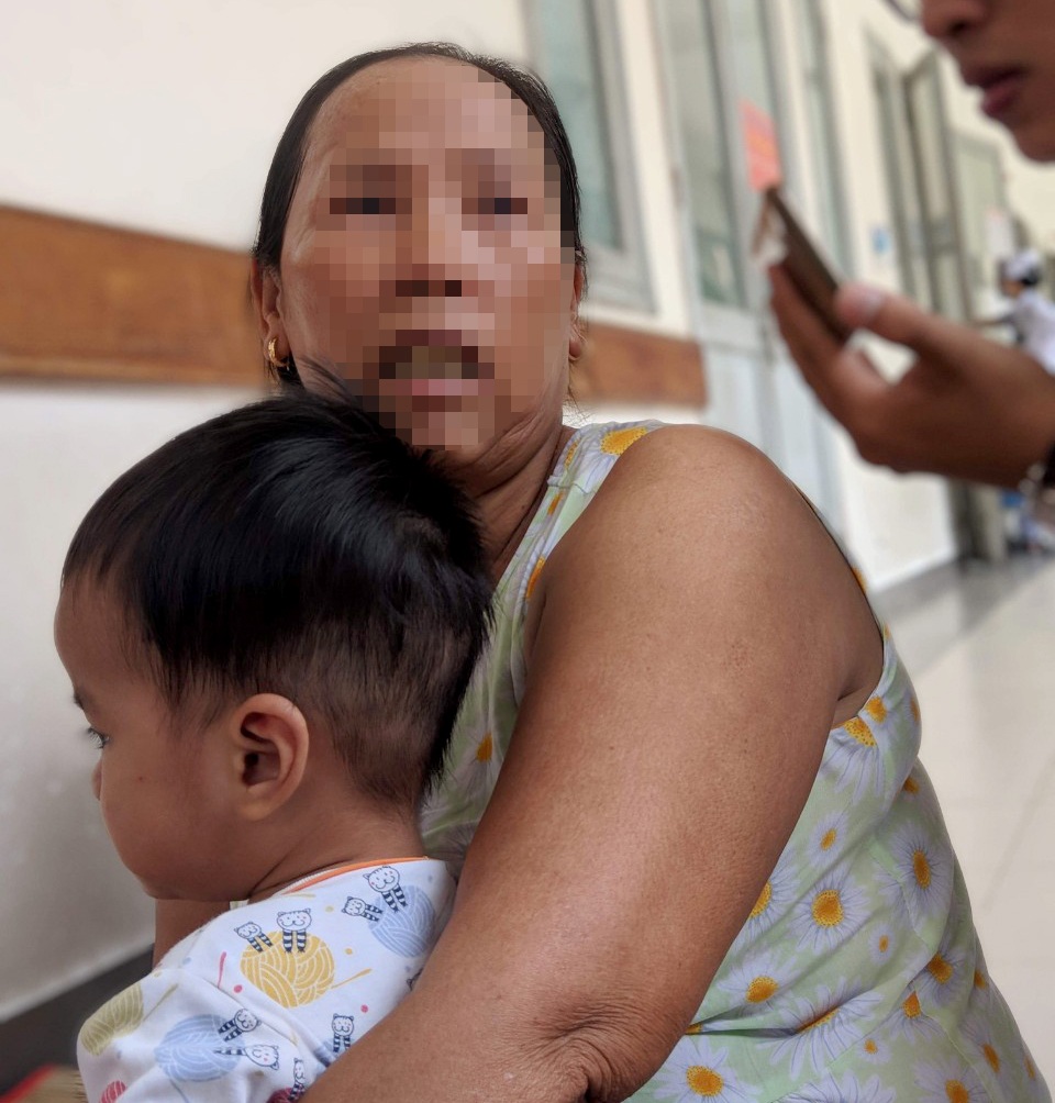 Bé gái hơn 3 tuổi bị mẹ đánh chấn thương sọ não - 1 Bé gái hơn 3 tuổi bị mẹ đánh chấn thương sọ não - 1