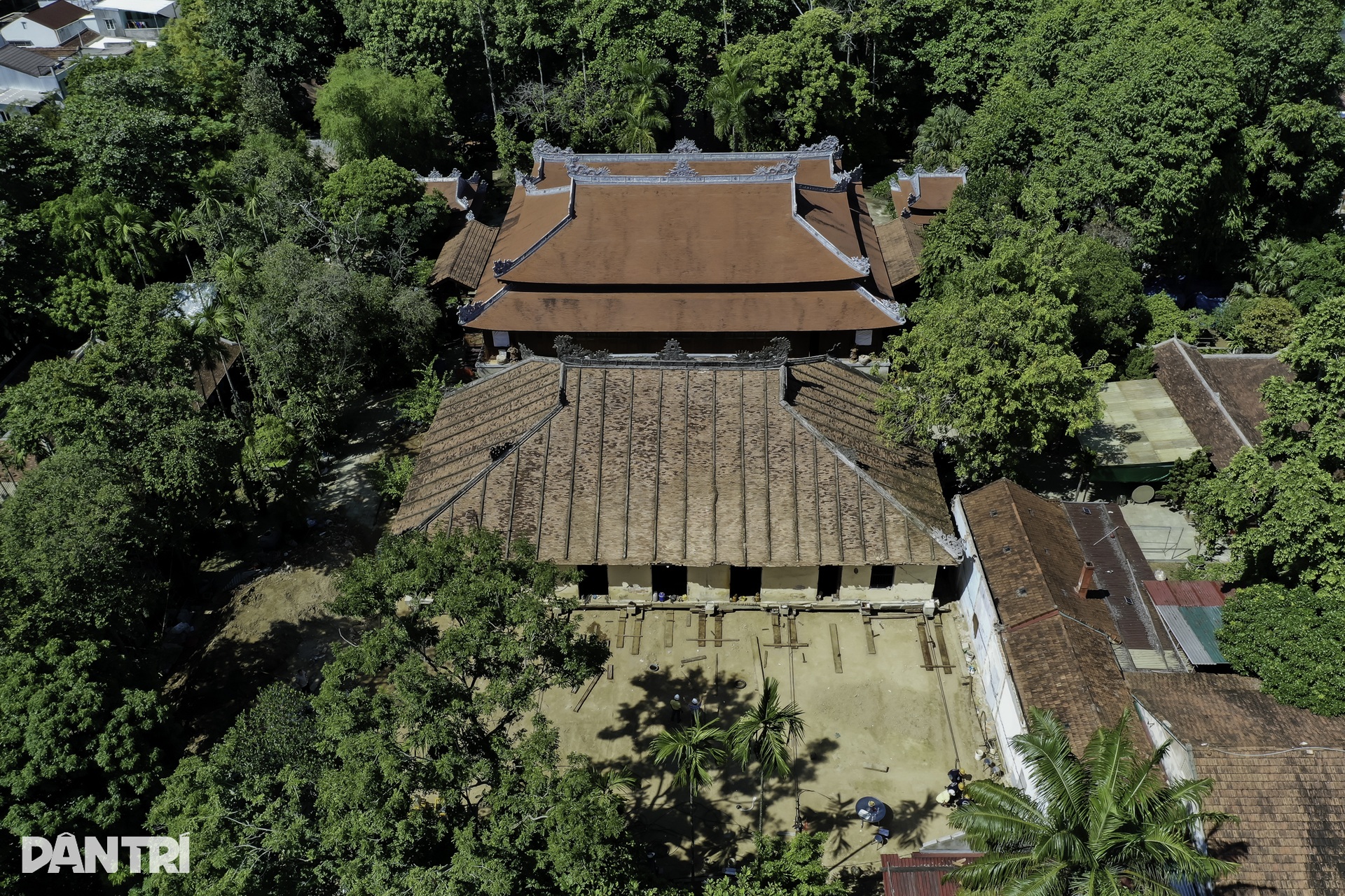 Thần đèn di dời chánh điện nghìn tấn trong ngôi chùa ở Huế - 1 Thần đèn di dời chánh điện nghìn tấn trong ngôi chùa ở Huế - 1
