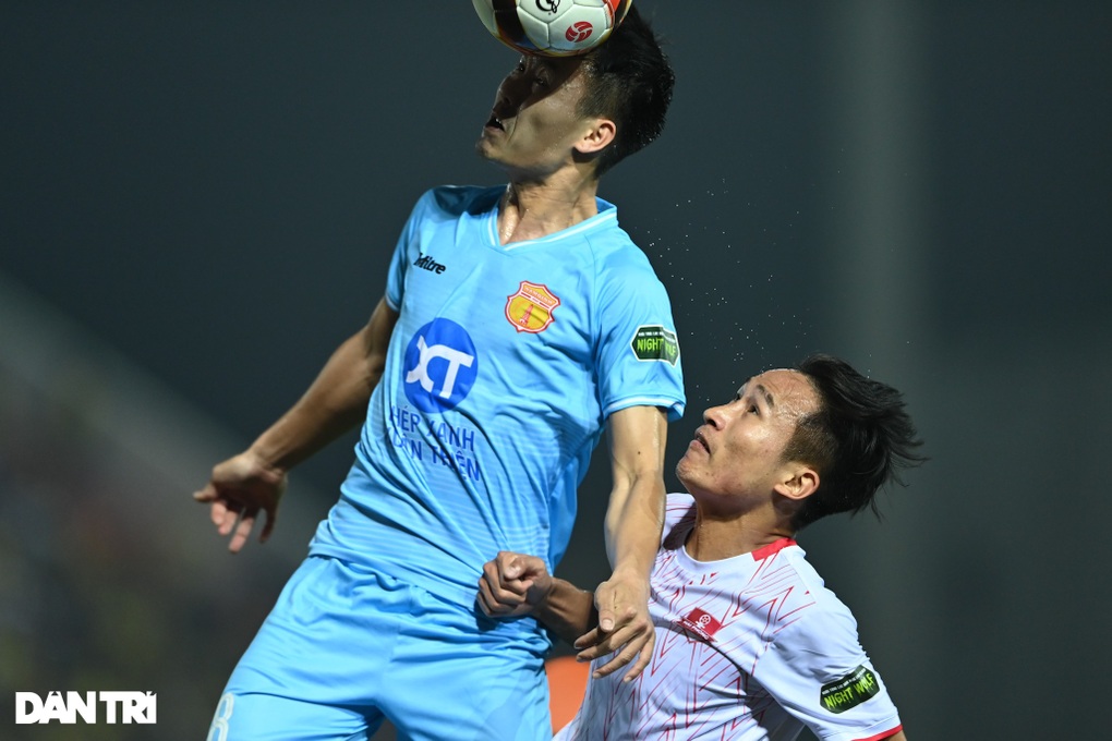Thắng đậm Hải Phòng, CLB Nam Định giữ ngôi đầu V-League - 6 Thắng đậm Hải Phòng, CLB Nam Định giữ ngôi đầu V-League - 6