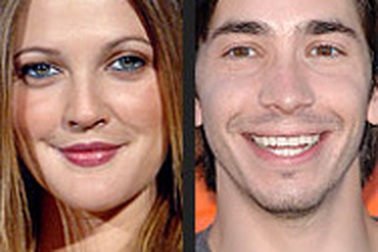 Drew Barrymore lại chia tay người yêu