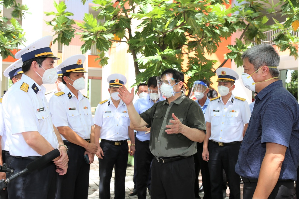 Thủ tướng: Chịu khổ 10 ngày, 20 ngày còn hơn chịu khổ cả năm - 1 Thủ tướng: Chịu khổ 10 ngày, 20 ngày còn hơn chịu khổ cả năm - 1