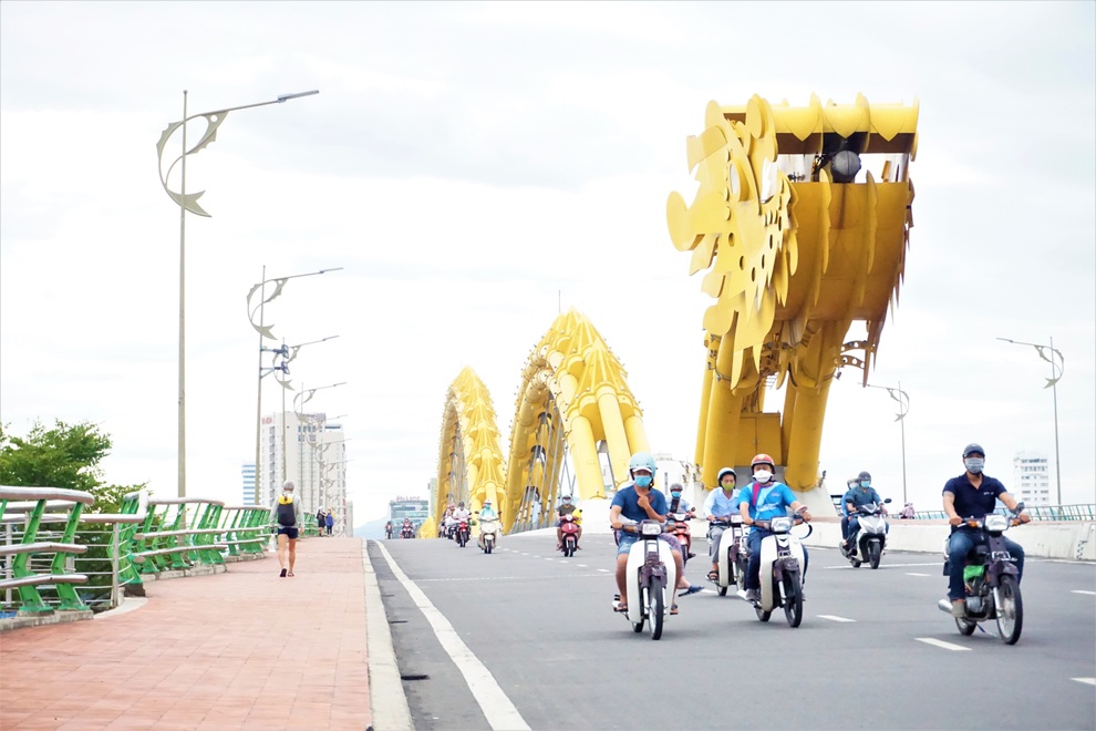 Đà Nẵng bình thường mới sau 21 ngày sạch Covid-19 trong cộng đồng - 1 Đà Nẵng bình thường mới sau 21 ngày sạch Covid-19 trong cộng đồng - 1
