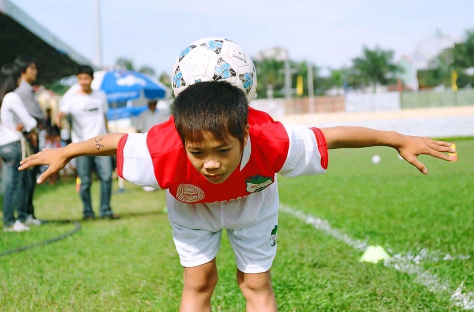 Khoảnh khắc siêu dễ thương của Công Phượng, Tuấn Anh ngày đầu ở HA Gia Lai - 3 Khoảnh khắc siêu dễ thương của Công Phượng, Tuấn Anh ngày đầu ở HA Gia Lai - 3