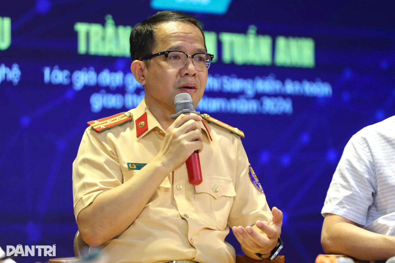 Đại tá Nguyễn Quang Nhật, Trưởng phòng 3, Cục Cảnh sát giao thông (Ảnh: Nam Anh).