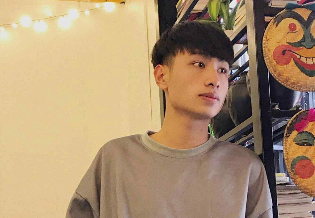 Phút sinh tử giữa dòng nước xiết và hành động đẹp của chàng trai Quảng Ninh - 2 Phút sinh tử giữa dòng nước xiết và hành động đẹp của chàng trai Quảng Ninh - 2